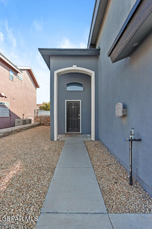 Building Photo - 454 Claiborne St
