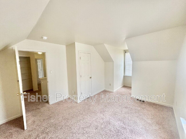 Building Photo - 16736 Amherst Oak Ln