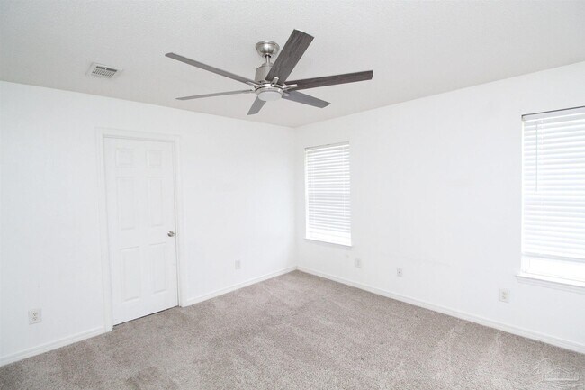 Building Photo - 1118 Calinda Dr
