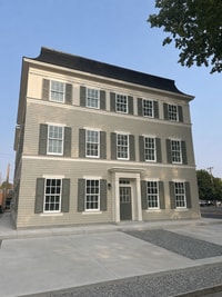 Building Photo - 404 S Almon St