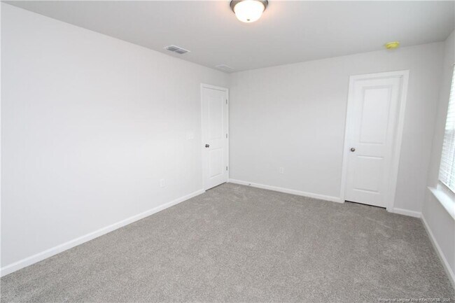 Building Photo - 461 Grange Farm Pl