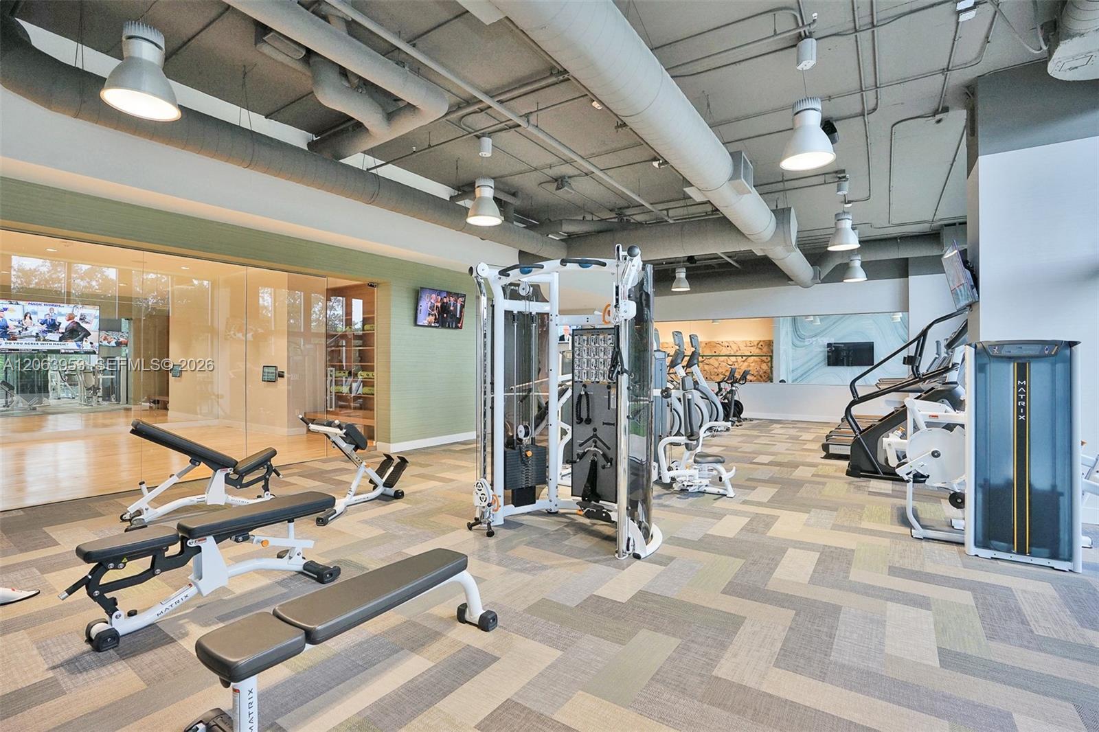 Building Photo - 16385 Biscayne Blvd