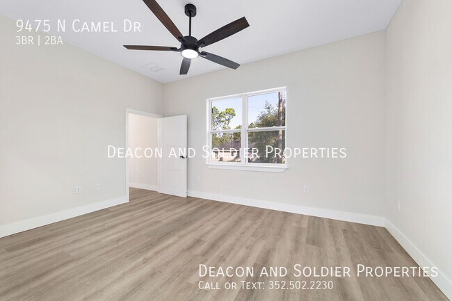 Building Photo - 9475 N Camel Dr