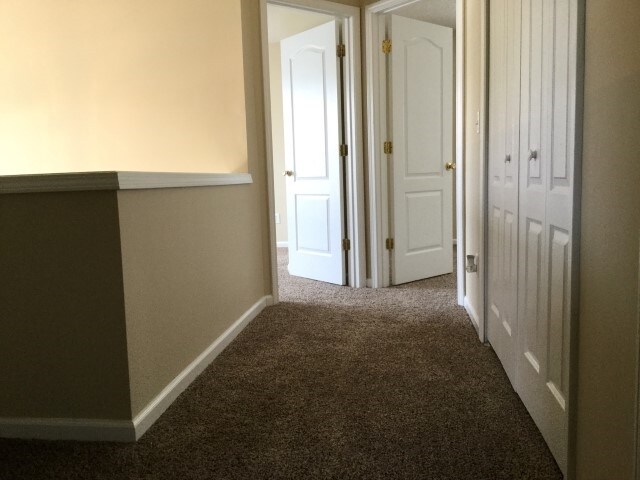 Building Photo - 2912 Hayling Dr