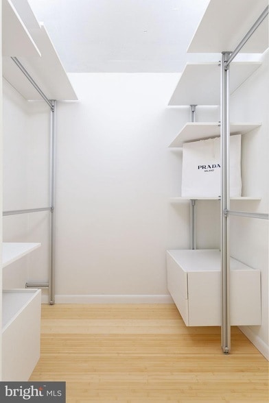 Building Photo - 5902 Mt Eagle Dr