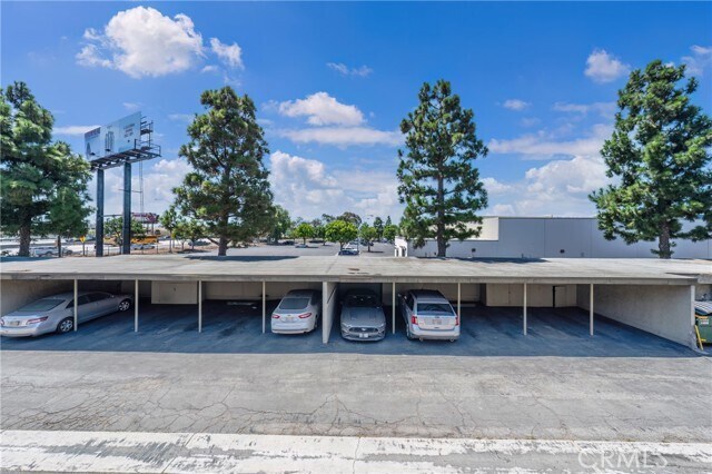Building Photo - 802 Coriander Dr