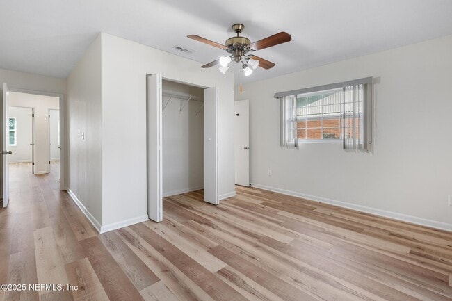 Building Photo - 4103 San Remo Dr