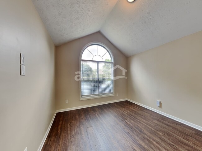 Building Photo - 3385 Woodash Ln