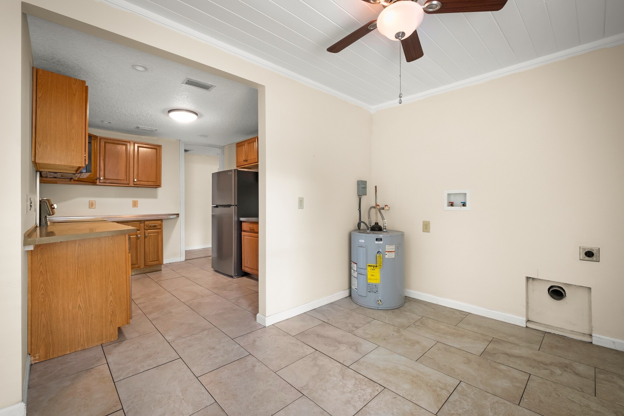 Building Photo - 12716 Gillespie Ave