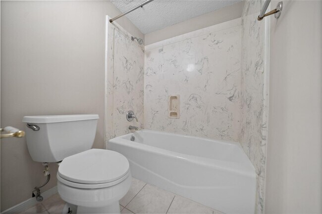 Building Photo - 2120 El Paseo St