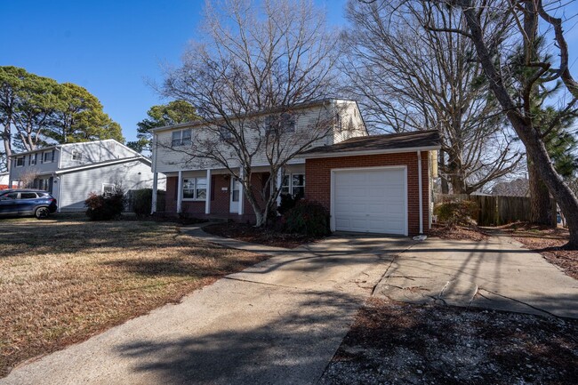 Building Photo - Spacious 4-Bed, 2.5-Bath Home in Prime Vir...