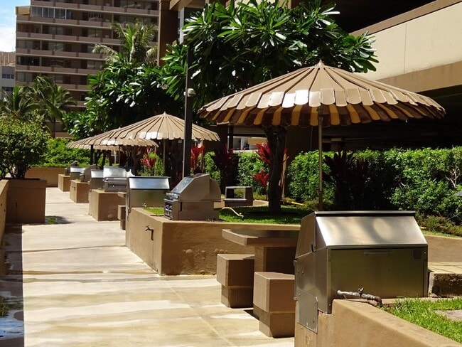 Building Photo - 1778 Ala Moana Blvd