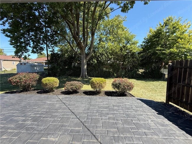 Building Photo - 5678 Tomberg St