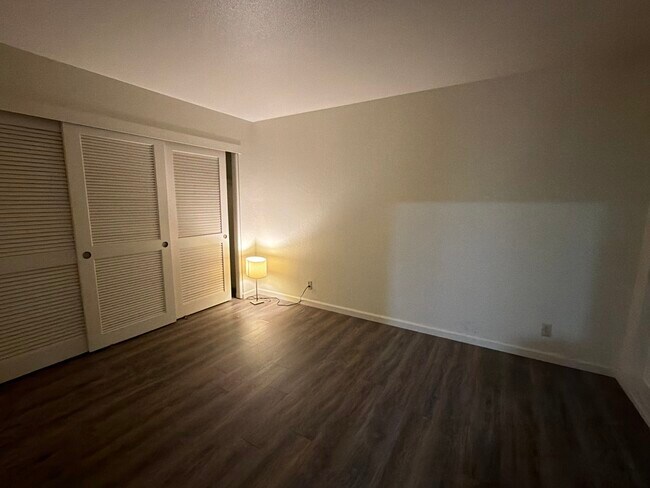 Building Photo - 8016 Sawgrass Cir