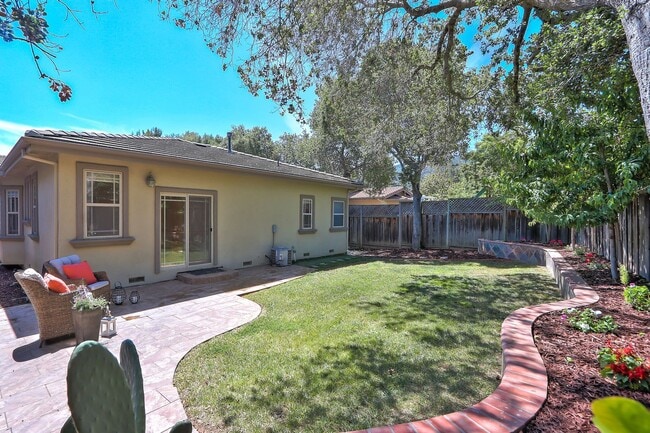 Building Photo - Saratoga 5 Bedrooms with Free Electricity from Solar System