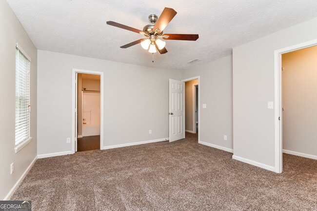 Building Photo - 300 Mephisto Cir