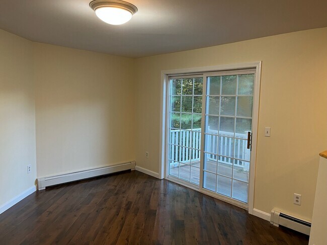 Building Photo - 14 Ledges Ct