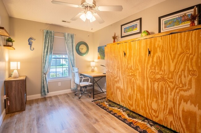 Building Photo - FURNISHED RENTAL-AVAILABLE 3-12 MONTHS STARTING MARCH 4, 2026