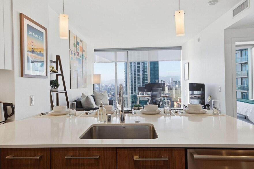 Building Photo - 399 Fremont St