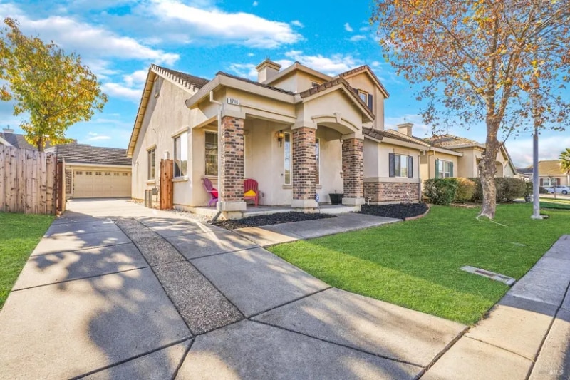 Building Photo - 1716 Newark Ln