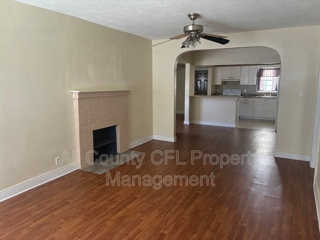 Building Photo - 1200 Kaley Ave