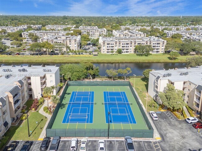 Building Photo - 7785 SW 86th St