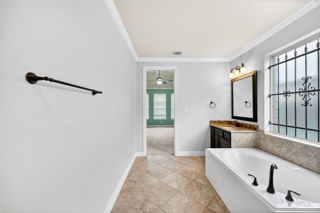 Building Photo - 19830 Hamlet Shadow Ln