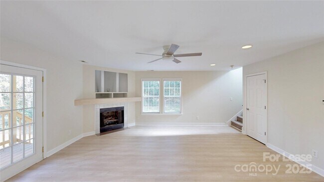 Building Photo - 2844 Goneaway Rd