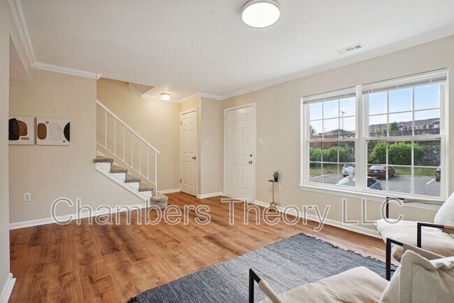 Building Photo - 9497 Linden Leaf Ct