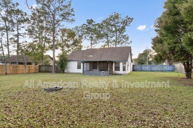 Building Photo - 333 Hudson Dr