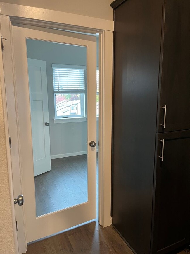 Building Photo - 12019 SE High Creek Rd