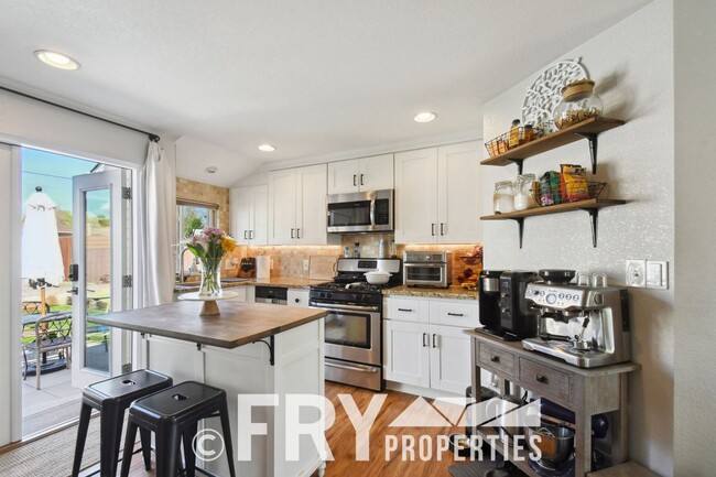 Building Photo - Updated Chaffee Park Home - Minutes from LoHi