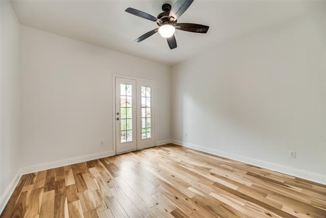 Building Photo - 6755 San Fernando