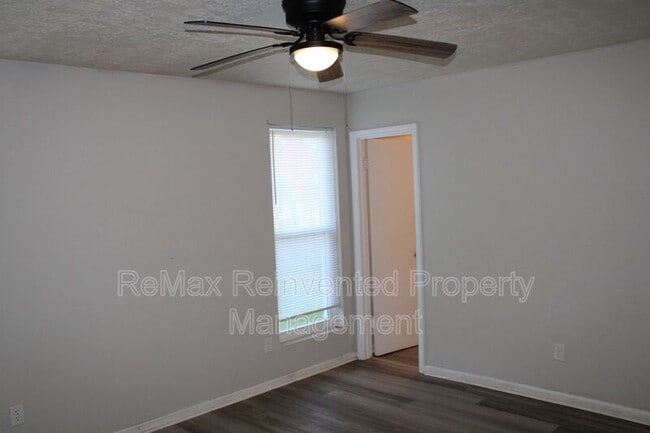Building Photo - 3109 Jennifer Ct