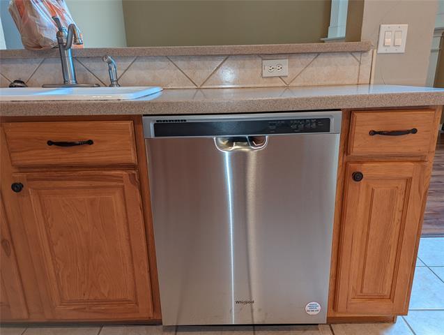 Building Photo - 2207 Graystone Ct