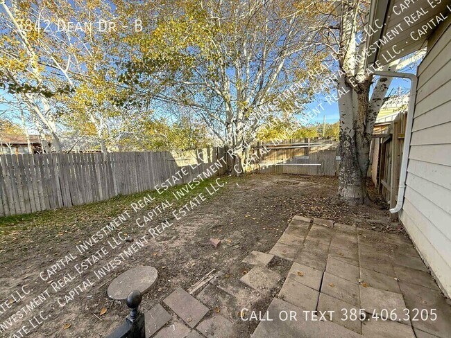 Building Photo - 3842 Dean Dr