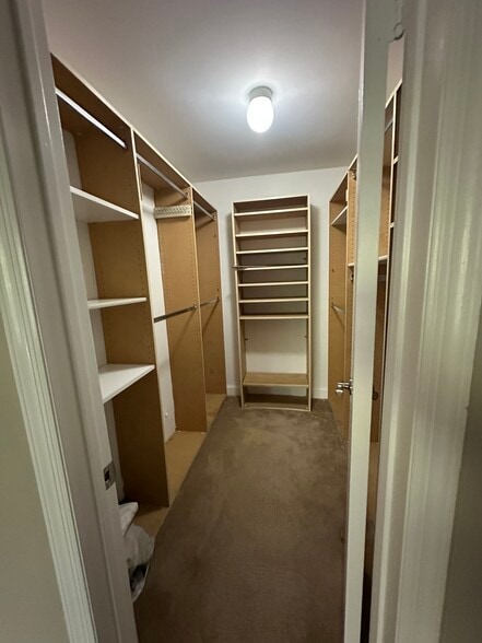Master Walk-in Closet - 131 Country Club Dr