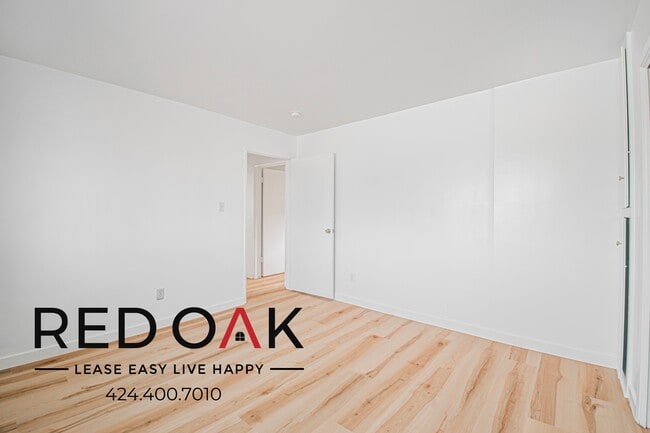 Building Photo - 401 Raymond Ave