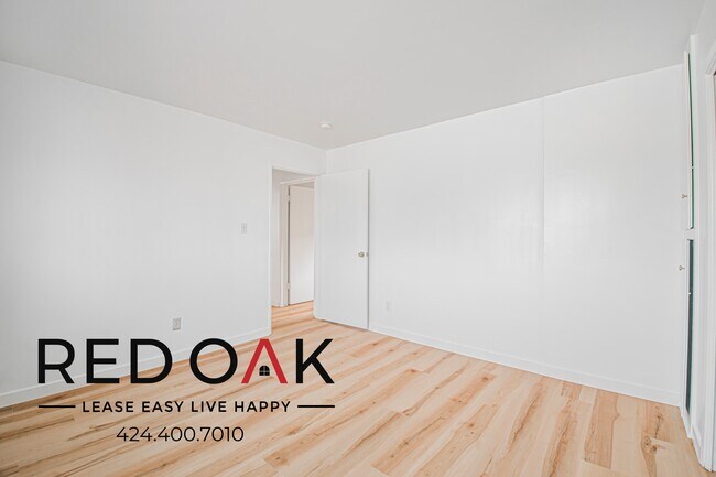 Building Photo - 517 Raymond Ave