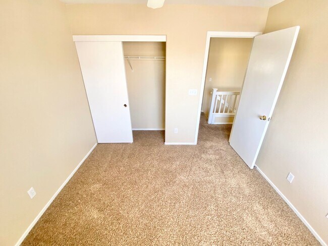 Building Photo - WONDERFULL 2STORY WITH 3 BEDROOM,  LOFT & 2 CAR GARAGE