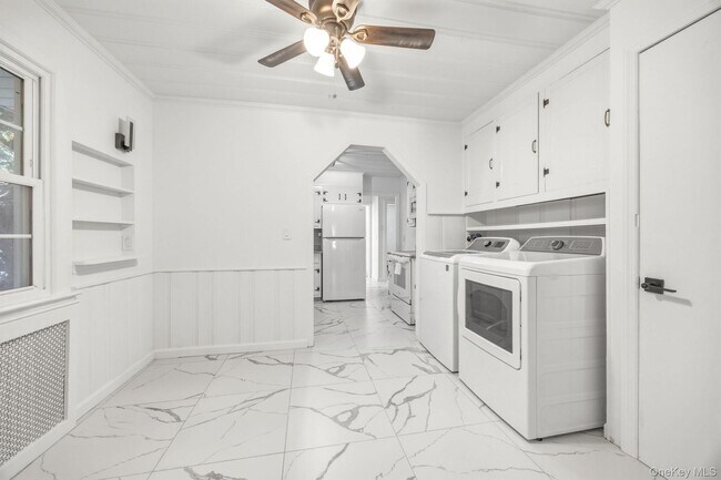 Building Photo - 168 Lenox Ave