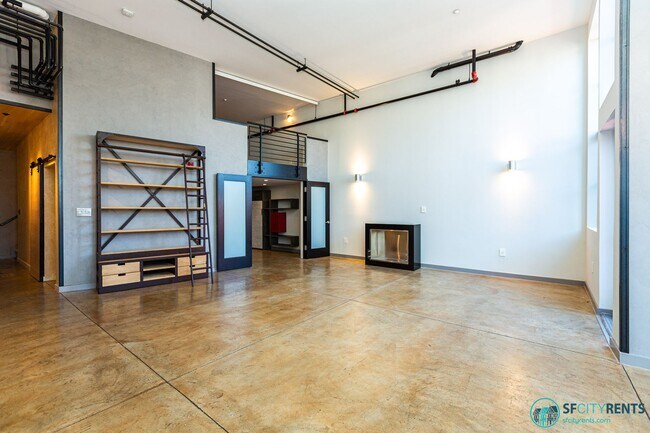 Building Photo - SoMa: Luxuriously Remodeled Conversion Liv...