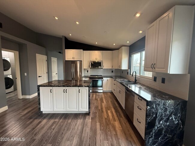 Building Photo - 1567 N Tucana Ct