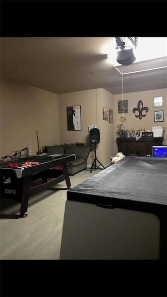 Building Photo - 652 Fairfield Loop