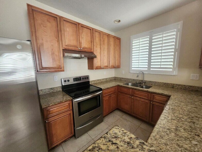 Building Photo - 3189 Laurel Ridge Cir