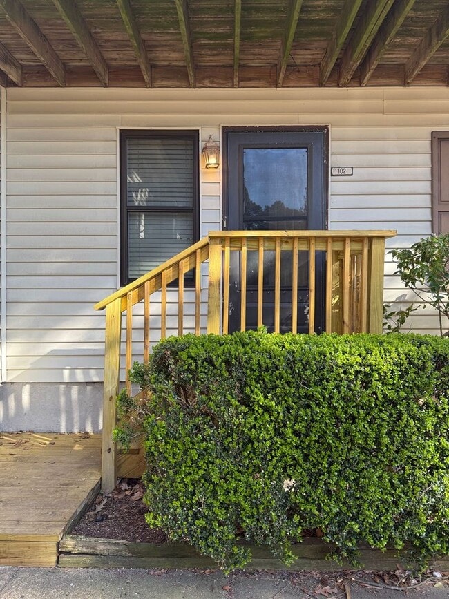 Building Photo - 2BR/2BA Beachside Condo – Close to Naval Base, Dining & Shopping