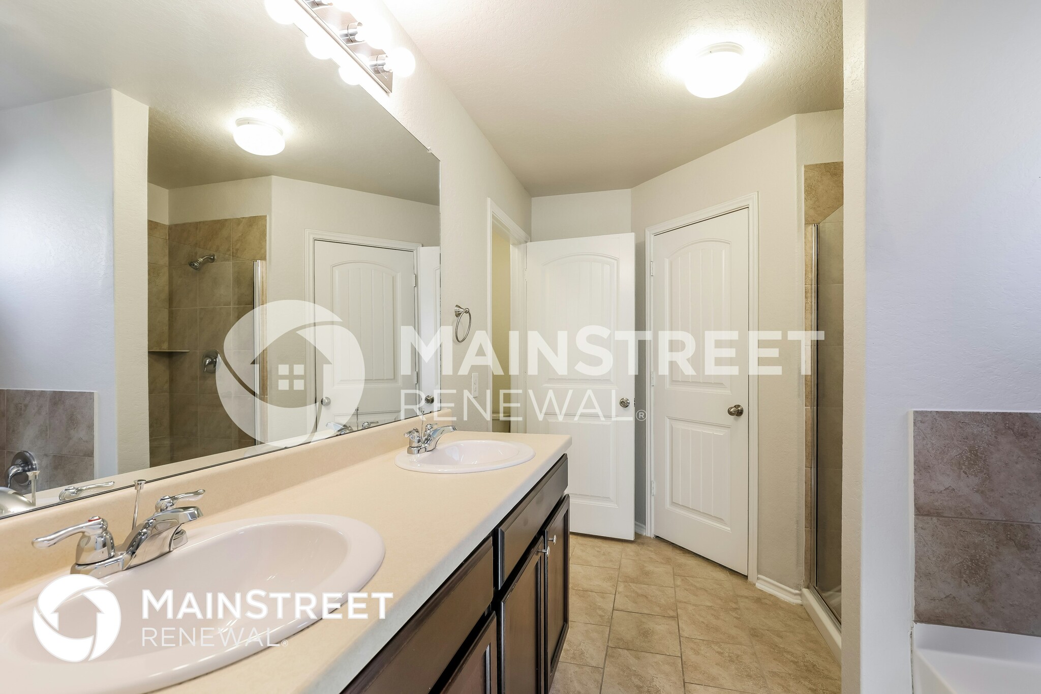 Building Photo - 11131 Creek Eagle