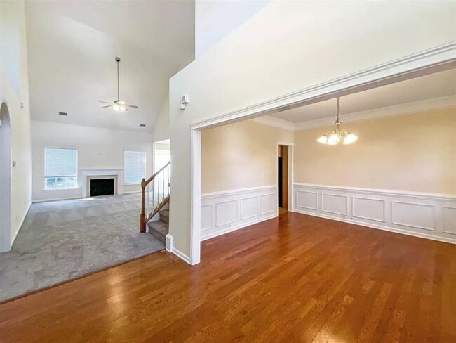 Building Photo - SWEET HOMES 5