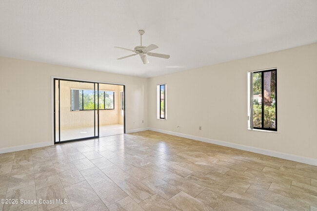 Building Photo - 2001 Parkside Pl