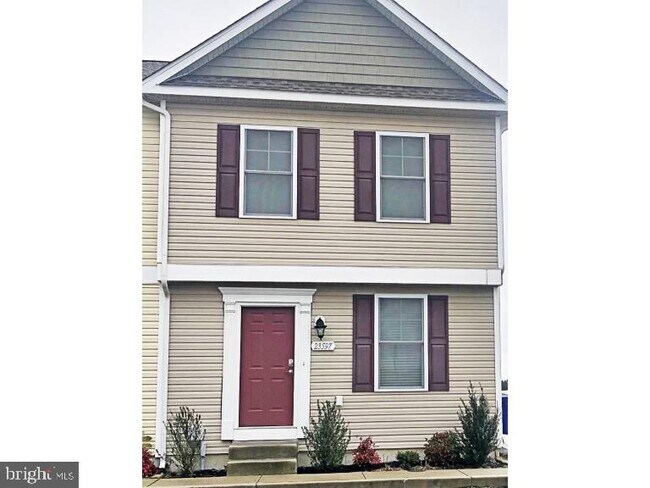 Building Photo - 23597 Linkside Dr